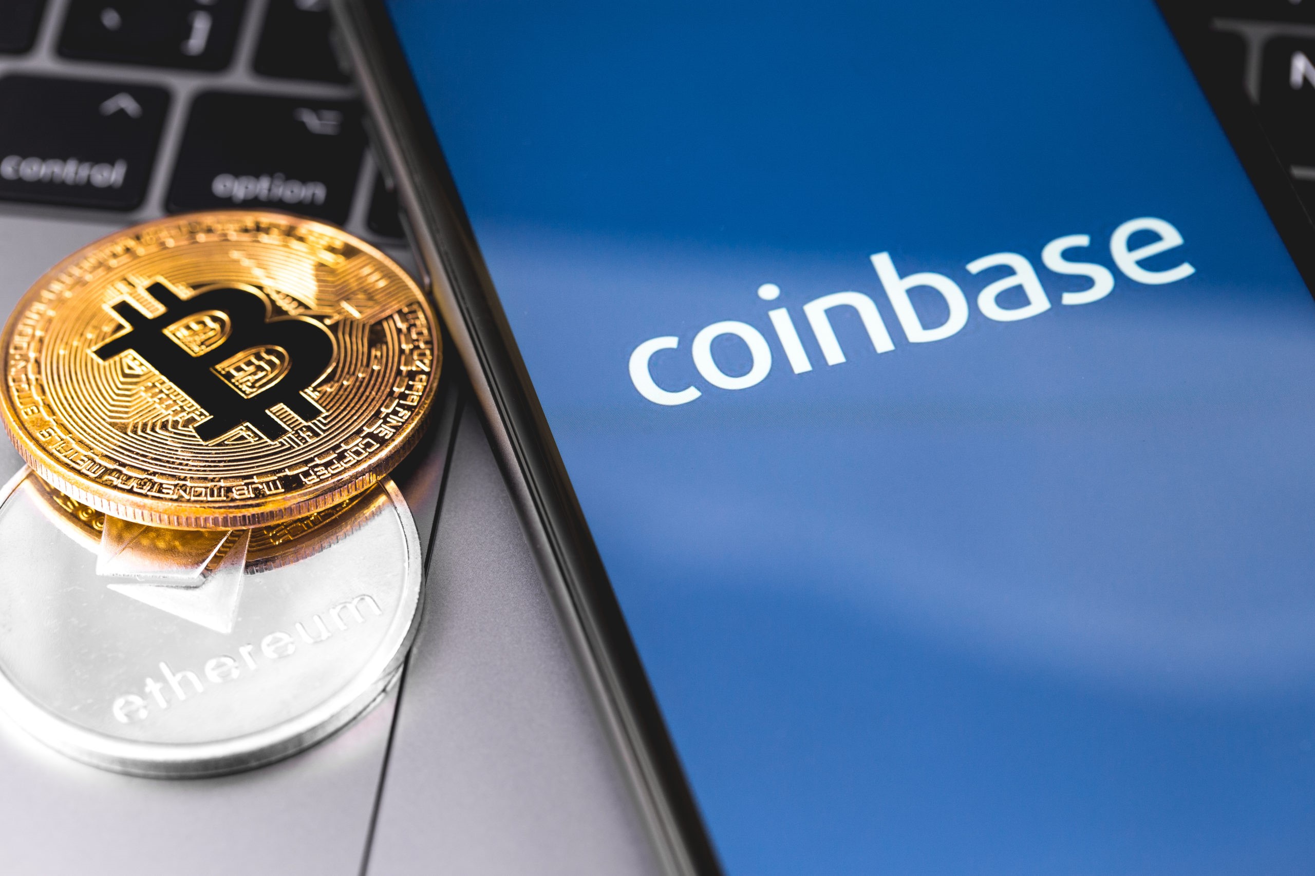 Coinbase mua lại cổ phiếu