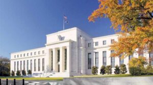 Fed Giảm Lãi Suất 0.5%